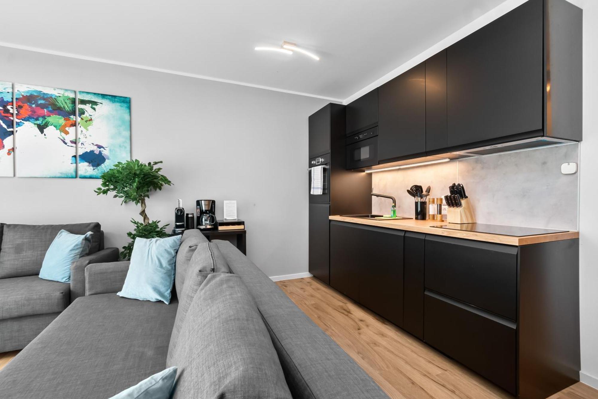 Апартаменти Design Luxus, Vollausstattung, Neubau, 30Min Hbf Leipzig 8, Naehe Flughfaen, Bmw, Dhl, Amazon Шкойдіц Екстер'єр фото